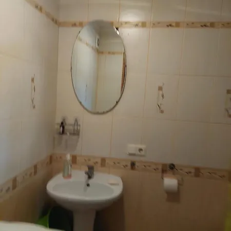 Butas-studija * بالانغا